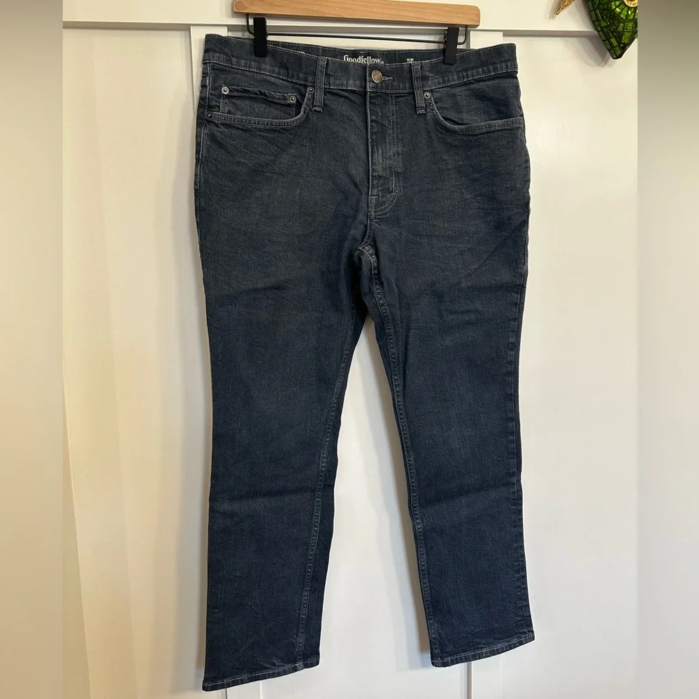Goodfellow & Co Weathered Blue Straight Jeans Classic Style, 36/30
